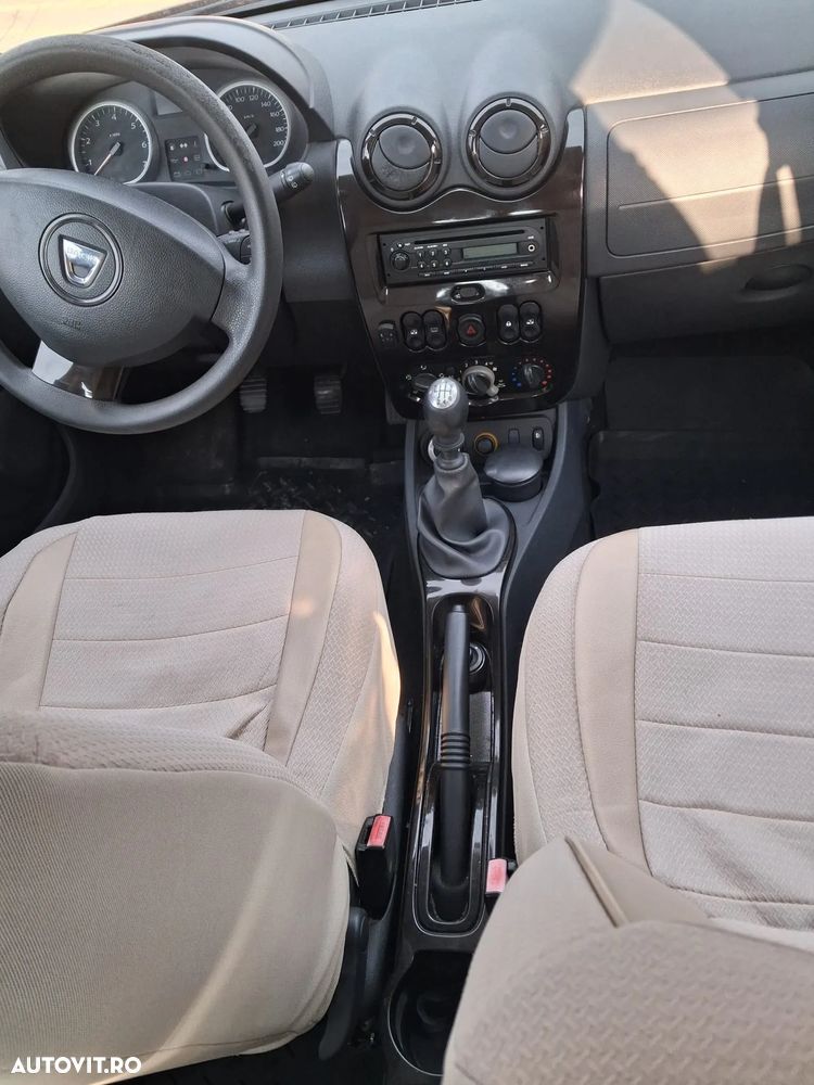 Dacia Duster 1.6 4x4 - 9