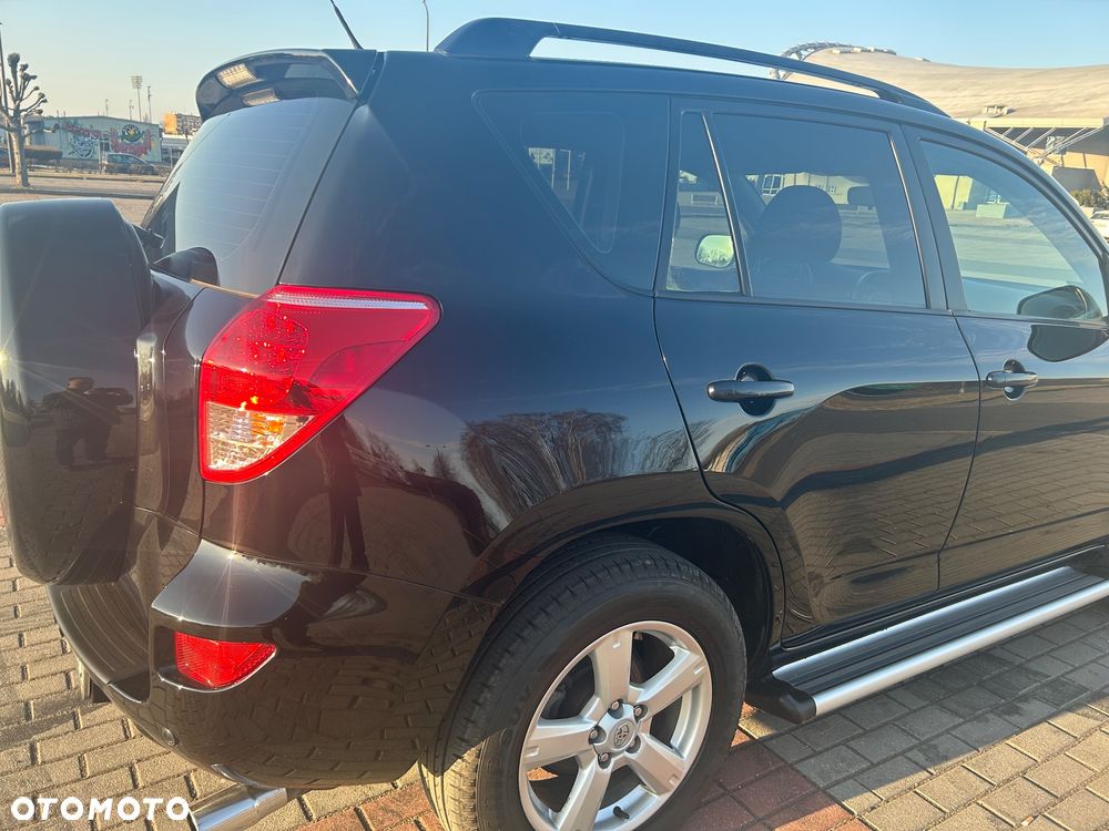 Toyota RAV4 2.2 D-4D Prestige - 1