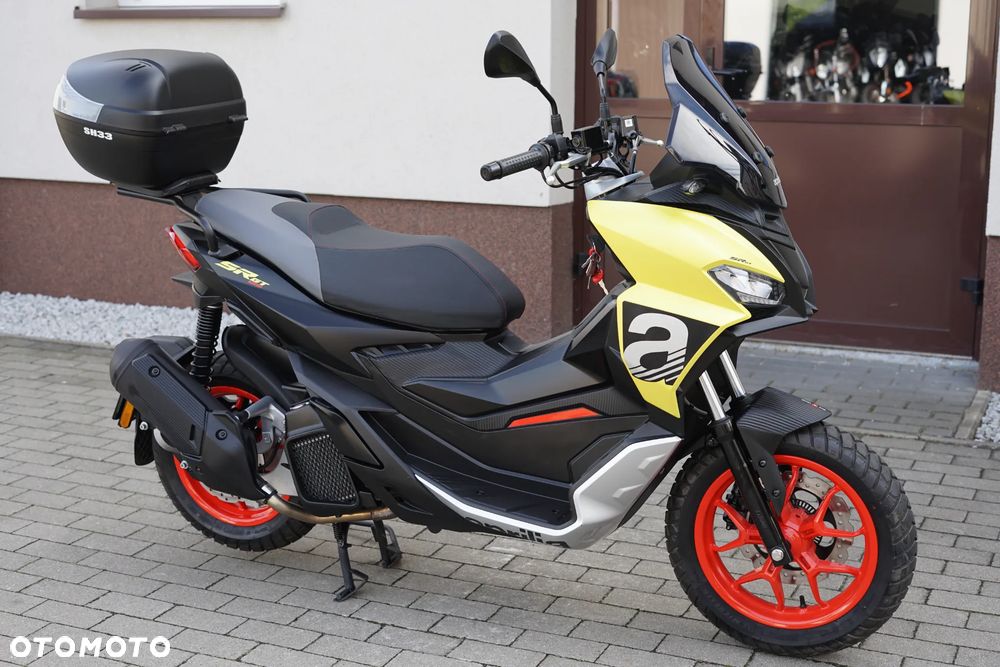 Aprilia SR