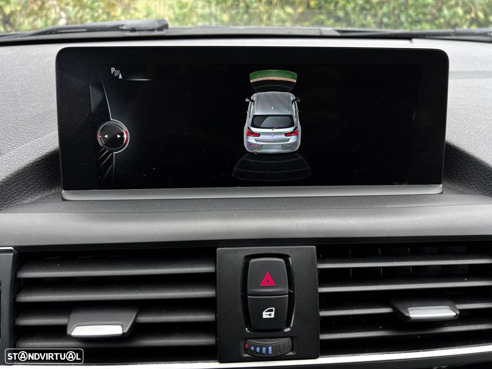 BMW 118 i Pack M - 10