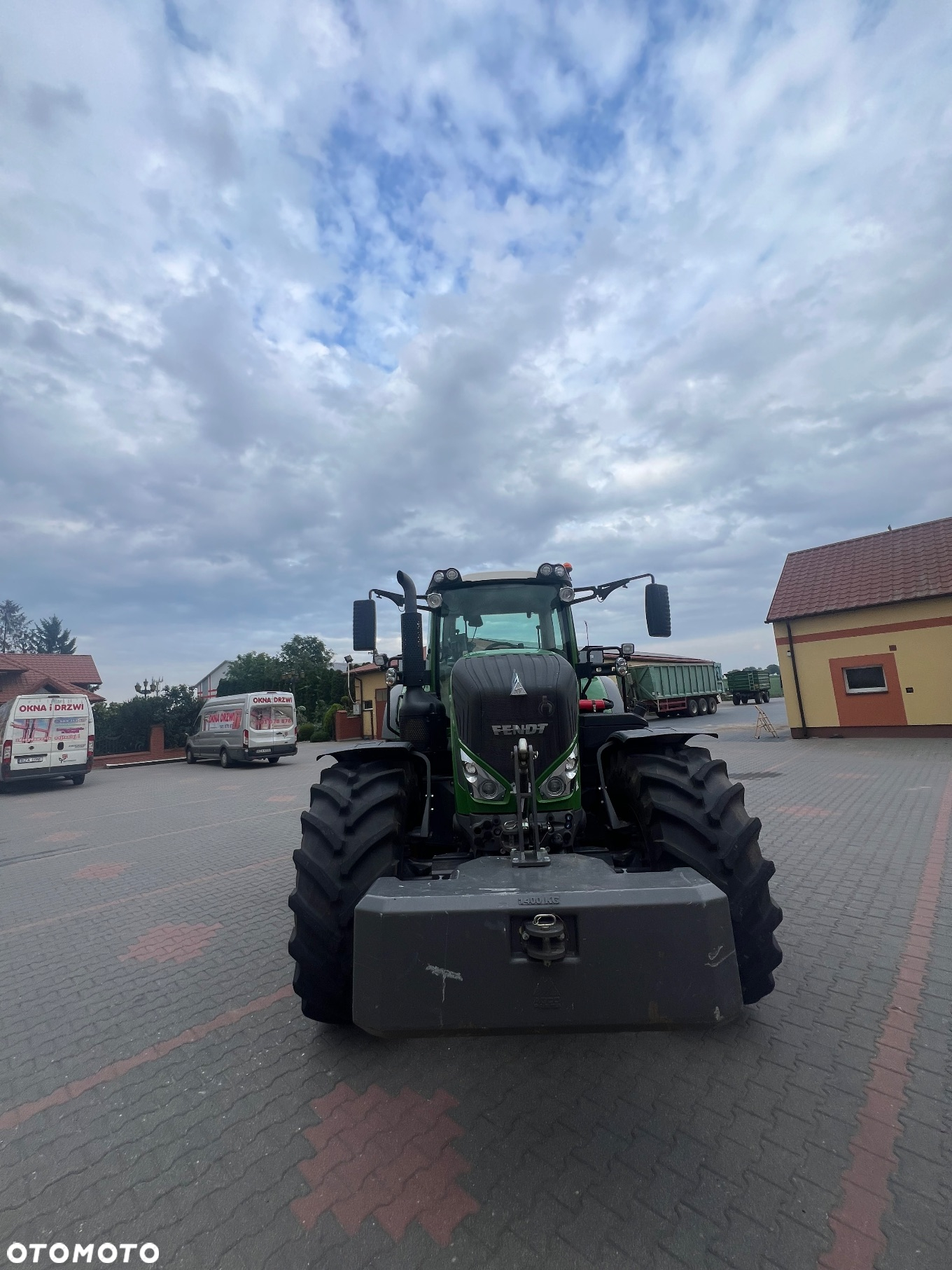 Fendt 824 - 2