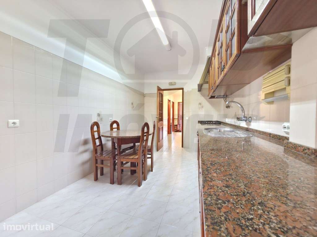 Apartamento T2 - PÓVOA DE SANTA IRIA - 332.000€ - Grande imagem: 4/17
