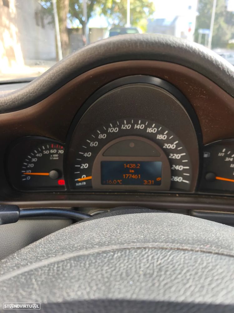 Mercedes-Benz C 180 Sport Coupé Classic - 12