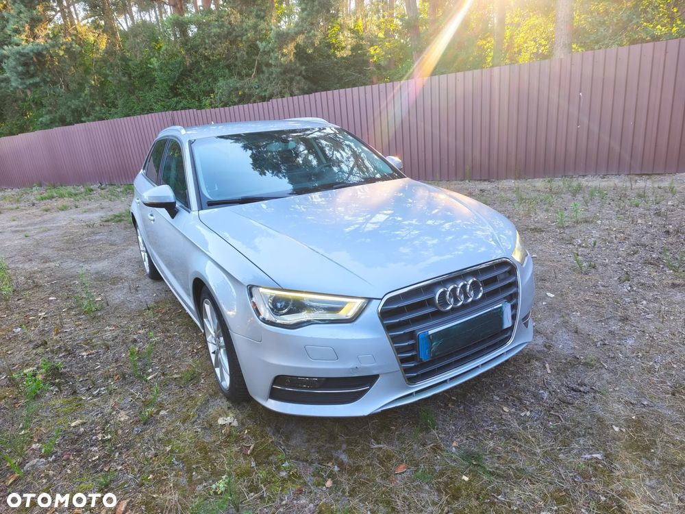 Audi A3 Sportback 2.0 TDI (clean diesel) Attraction - 2