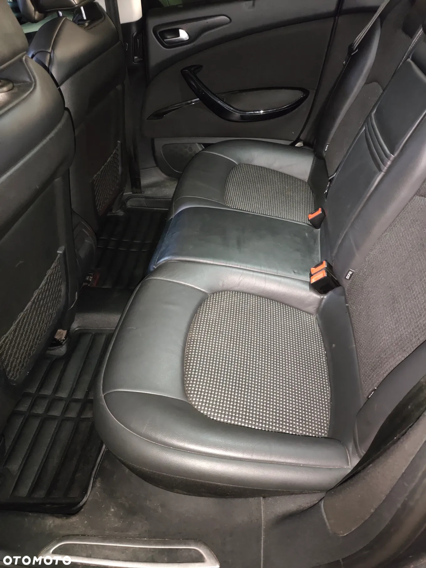 Citroën C5 Tourer HDi 165 FAP Exclusive - 19