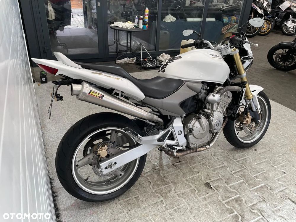 Honda Hornet - 8