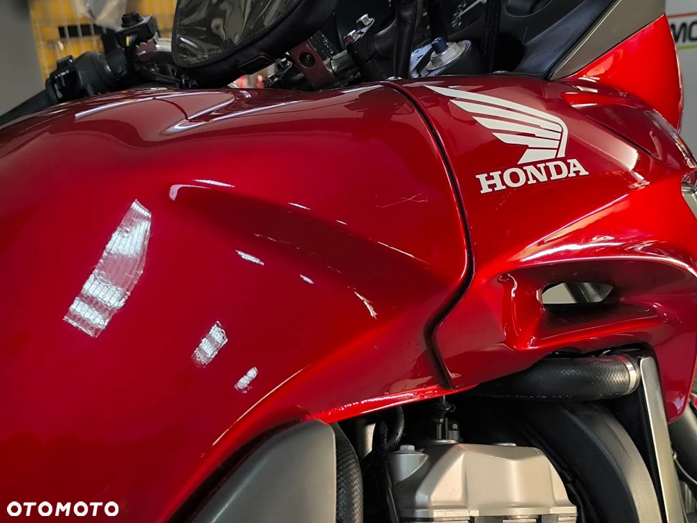 Honda CBF - 26