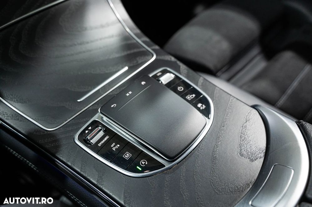 Mercedes-Benz GLC 220 d 4Matic 9G-TRONIC AMG Line - 15