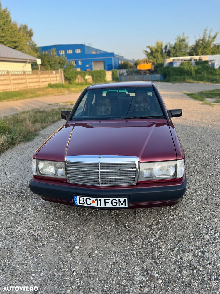 Mercedes-Benz 190 - 1