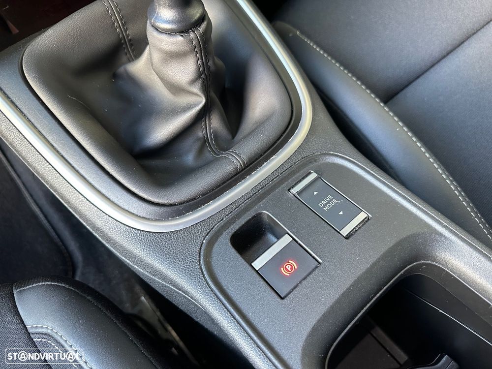 Jeep Avenger 1.2 GSE T3 Altitude - 18