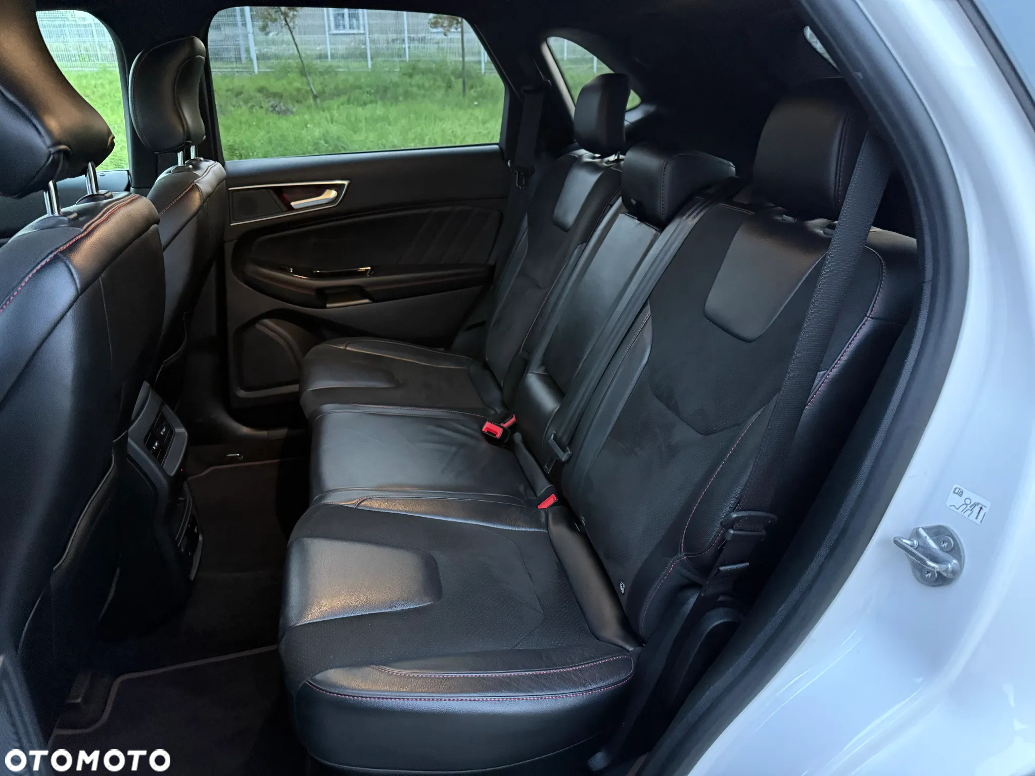 Ford Edge 2.0 EcoBlue Twin-Turbo 4WD ST-Line - 24