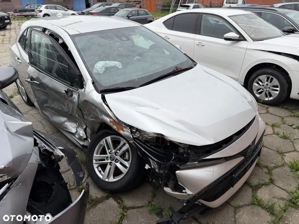 Toyota Corolla 1.8 Business Edition - 8