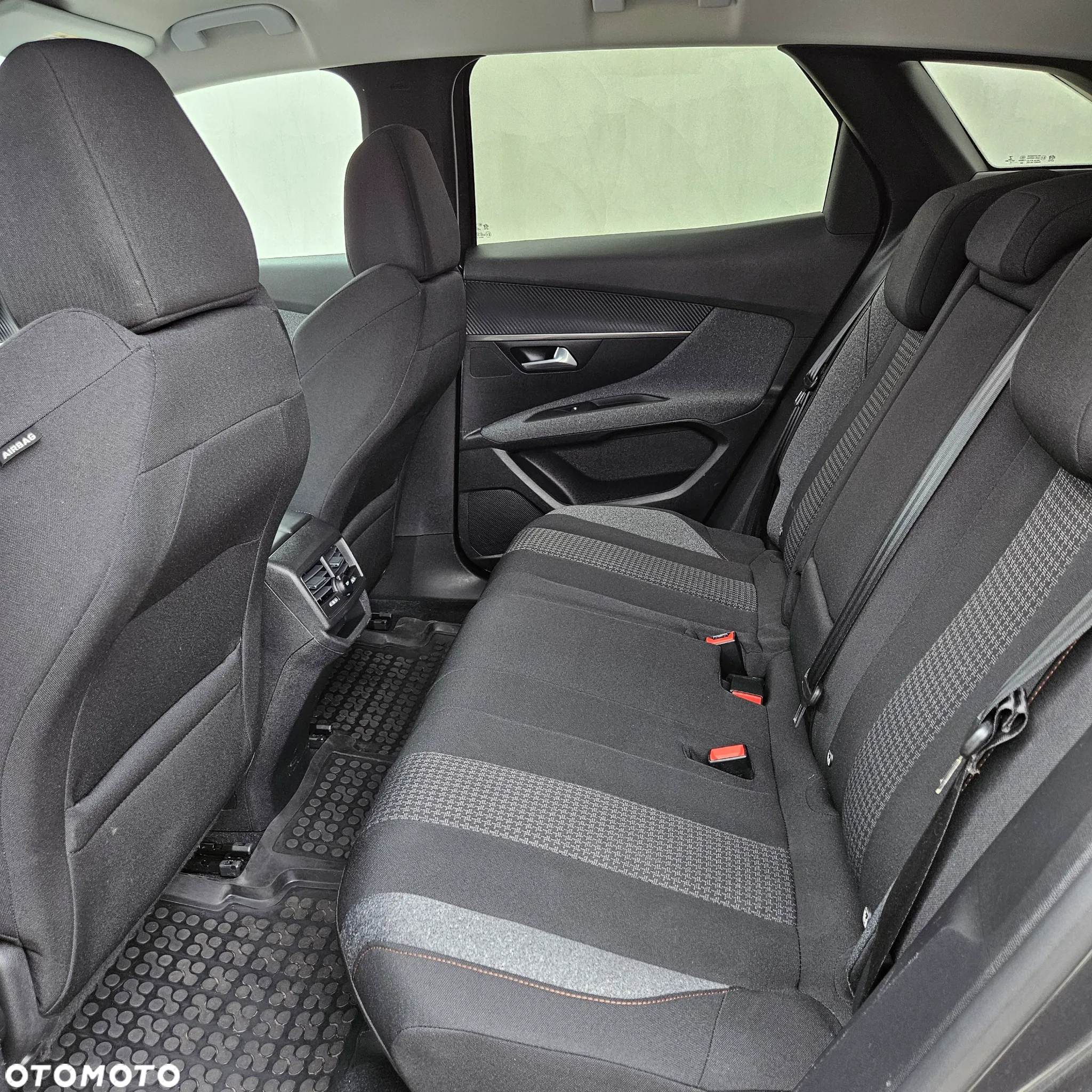 Peugeot 3008 1.2 PureTech Active Pack S&S - 12
