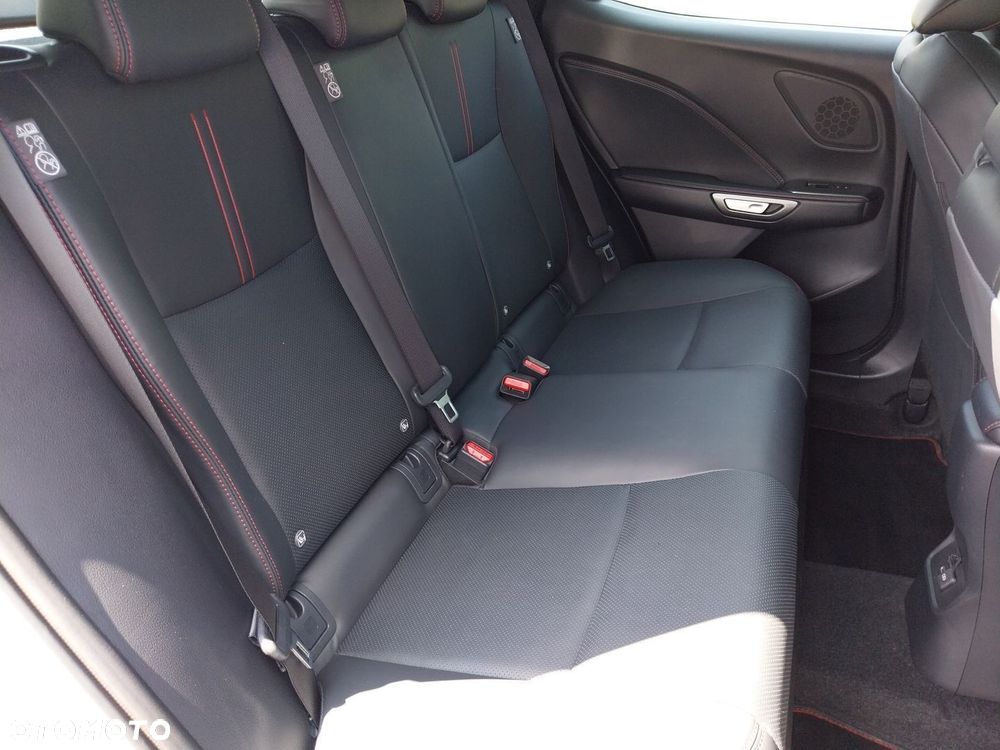 Lexus LBX 1.5 Hybrid Elegant - 13