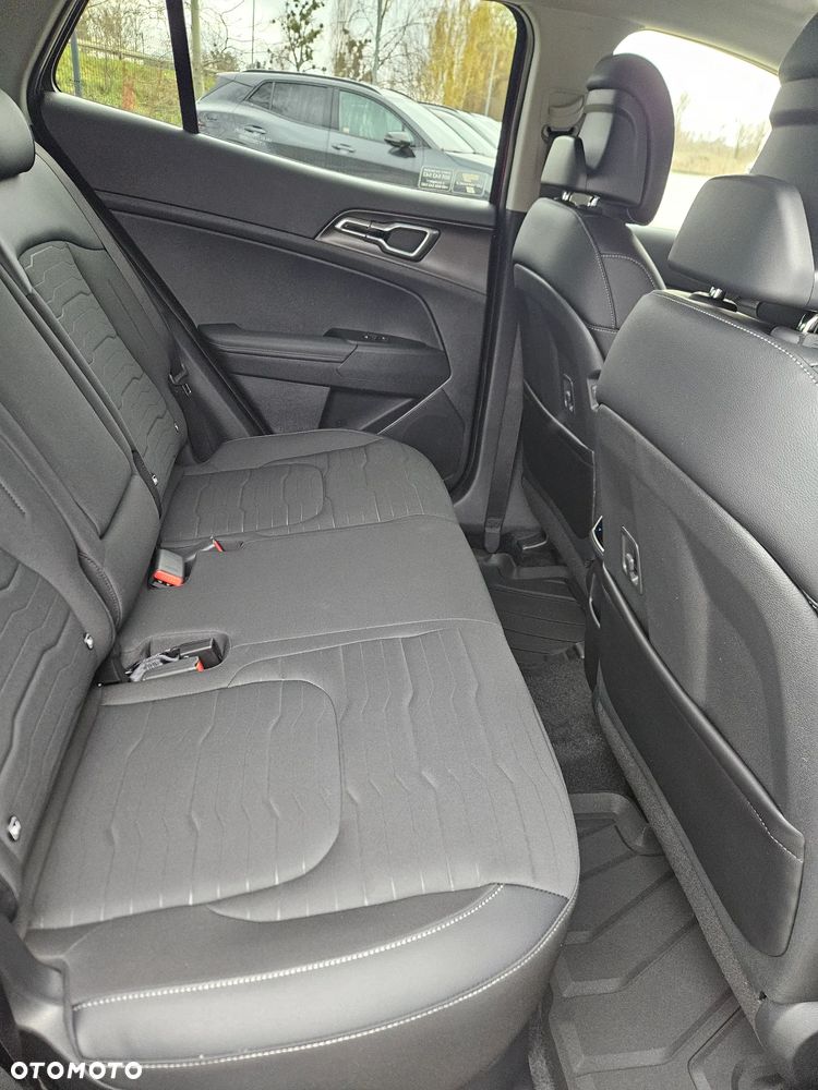 Kia Sportage 1.6 T-GDI HEV L 2WD - 10