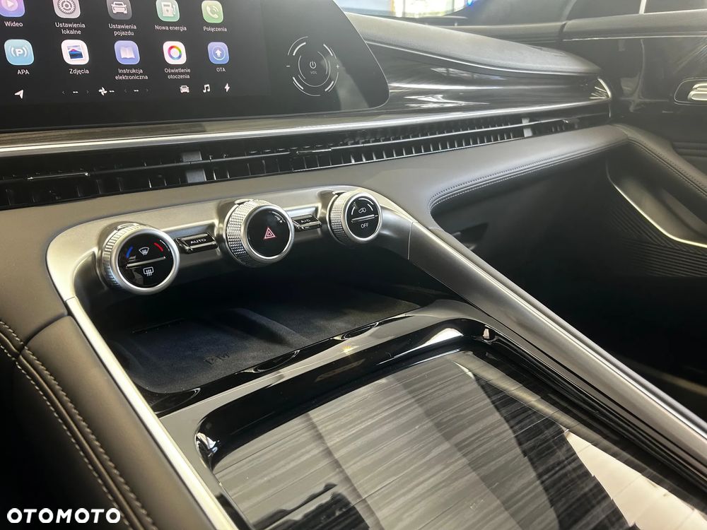 Omoda 9 1.5 Super Hybrid Exclusive AWD - 17