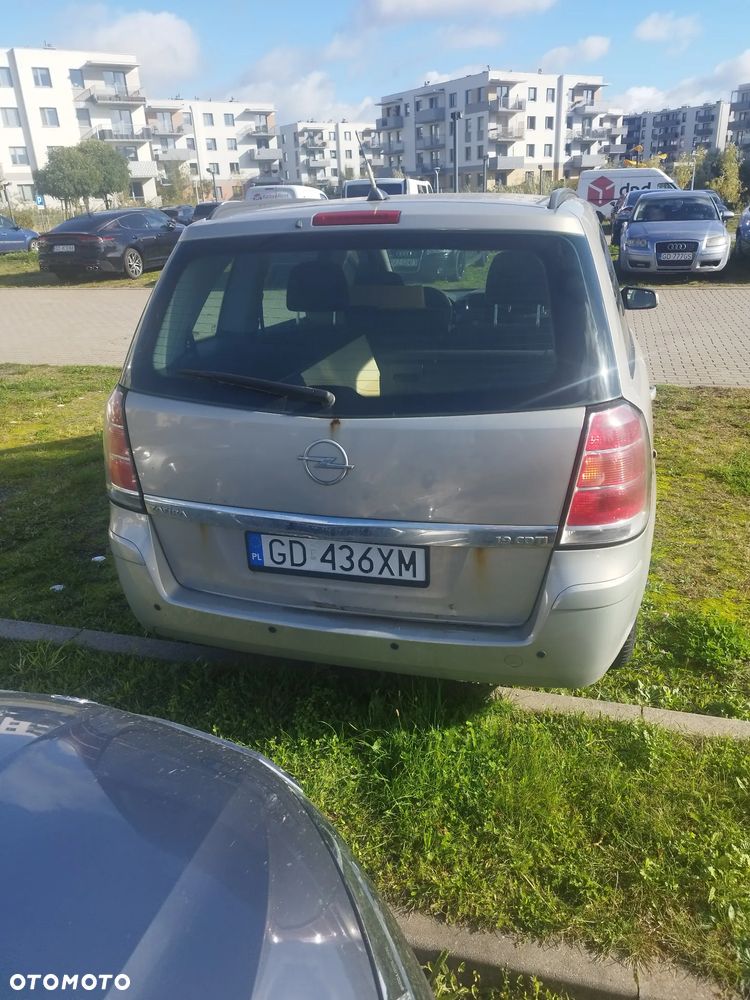 Opel Zafira 1.9 CDTI Cosmo - 3