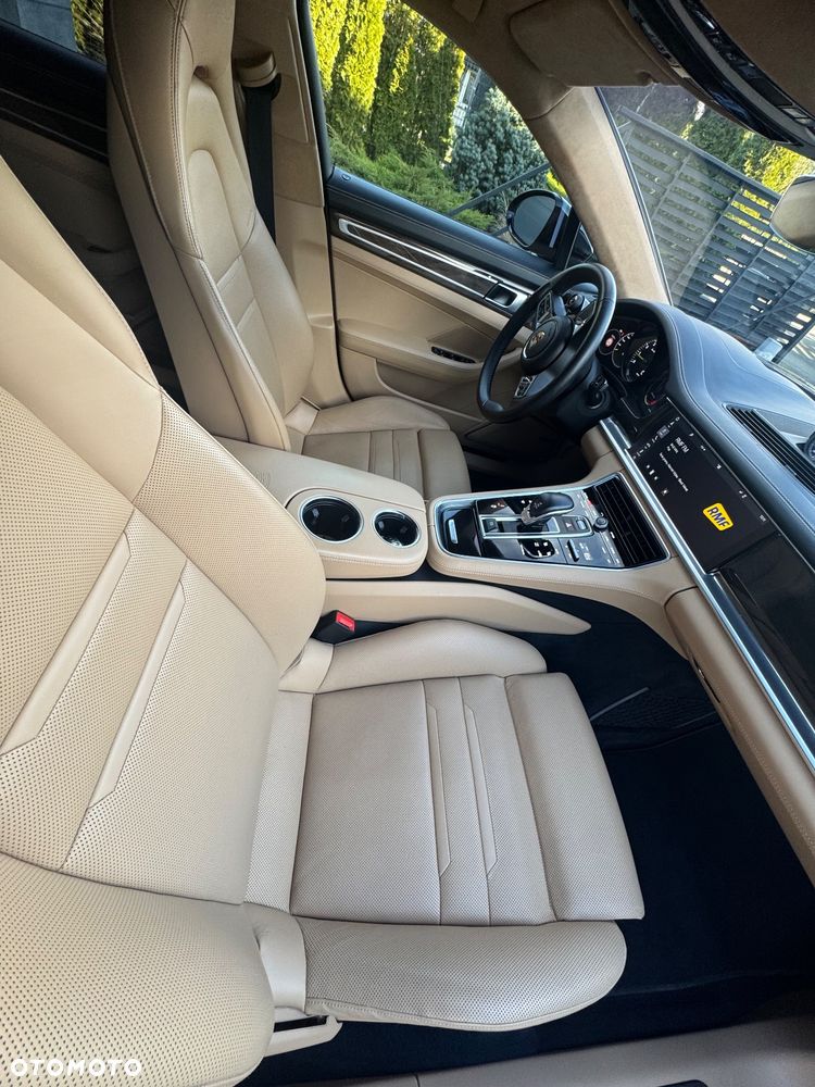 Porsche Panamera Turbo S E-Hybrid - 18