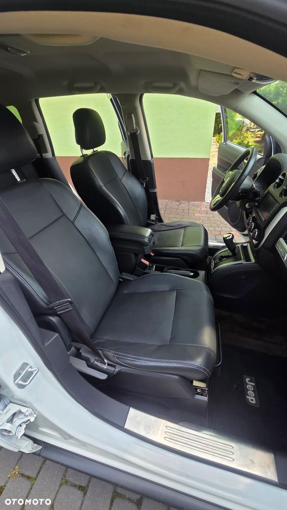 Jeep Compass - 10
