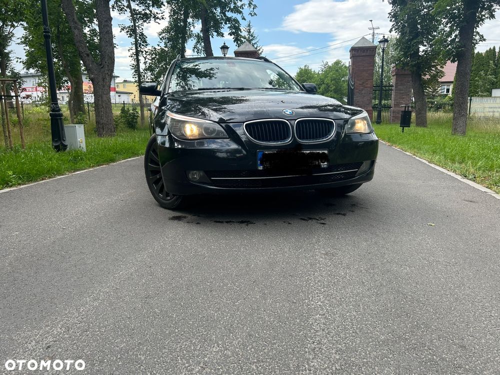 BMW Seria 5 520d Touring Edition Sport - 9