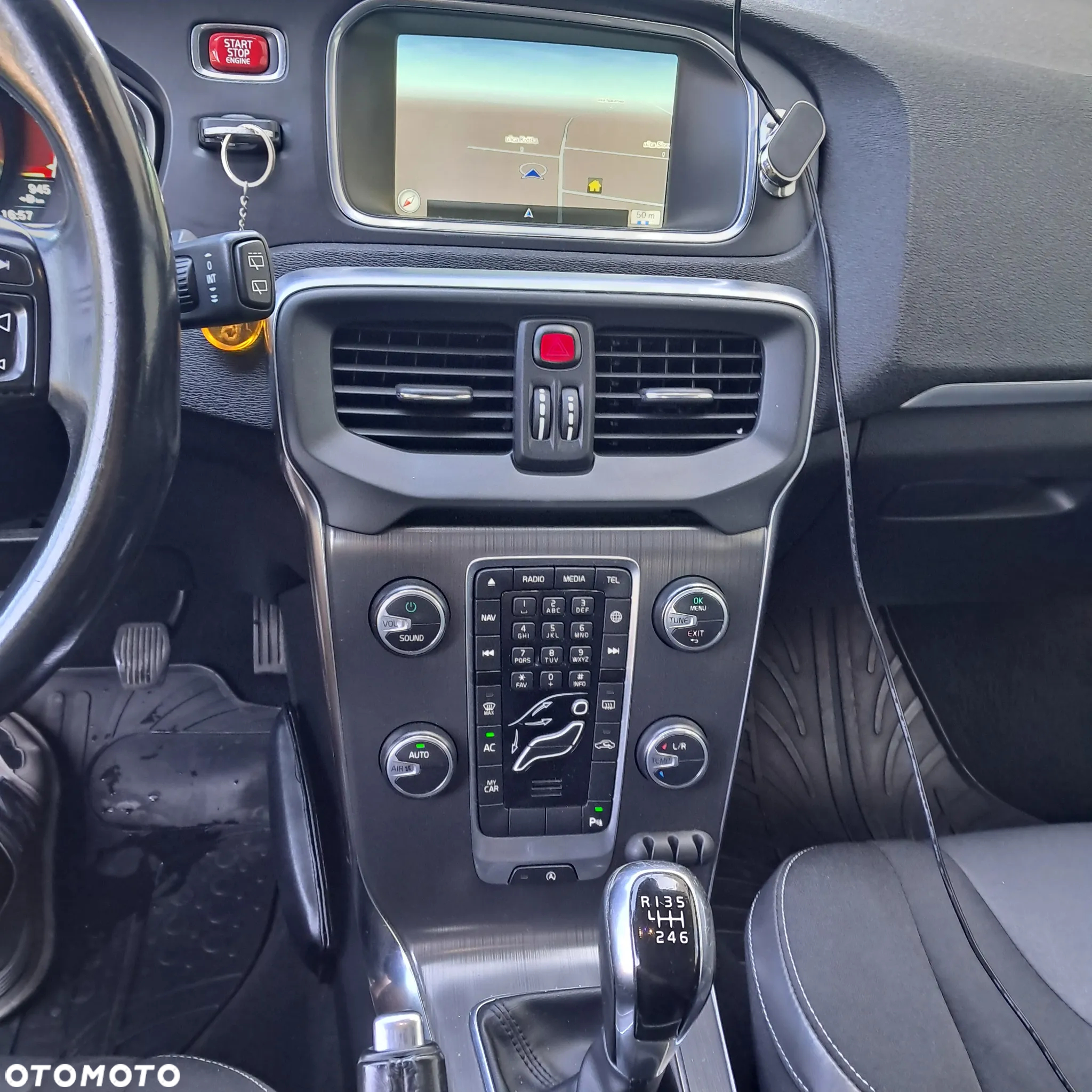 Volvo V40 D2 - 7