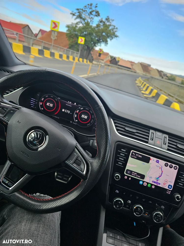 Skoda Octavia 2.0 TDI (Green tec) 4x4 DSG RS - 12