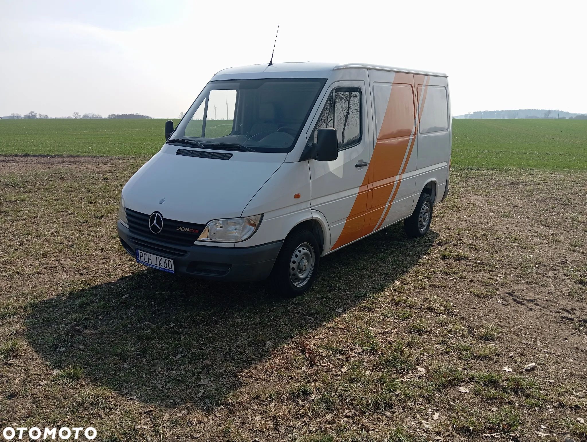 Mercedes-Benz Sprinter - 1