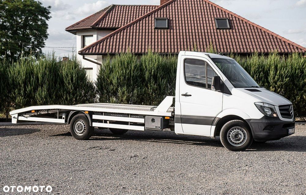 Mercedes-Benz Sprinter - 5