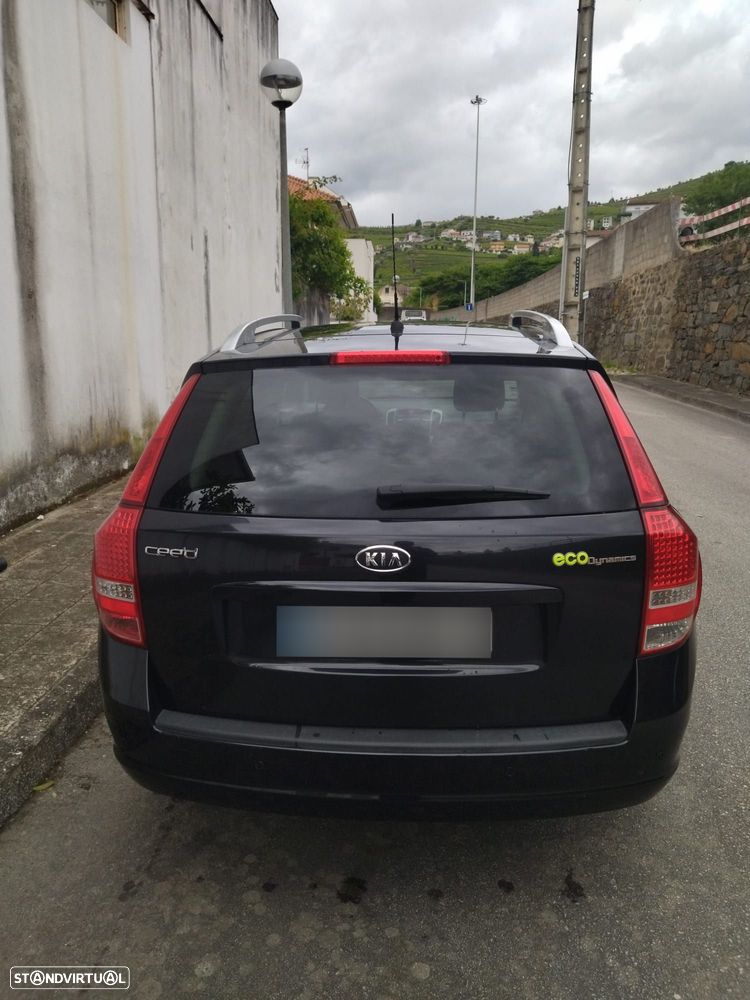 Kia Ceed SW - 4
