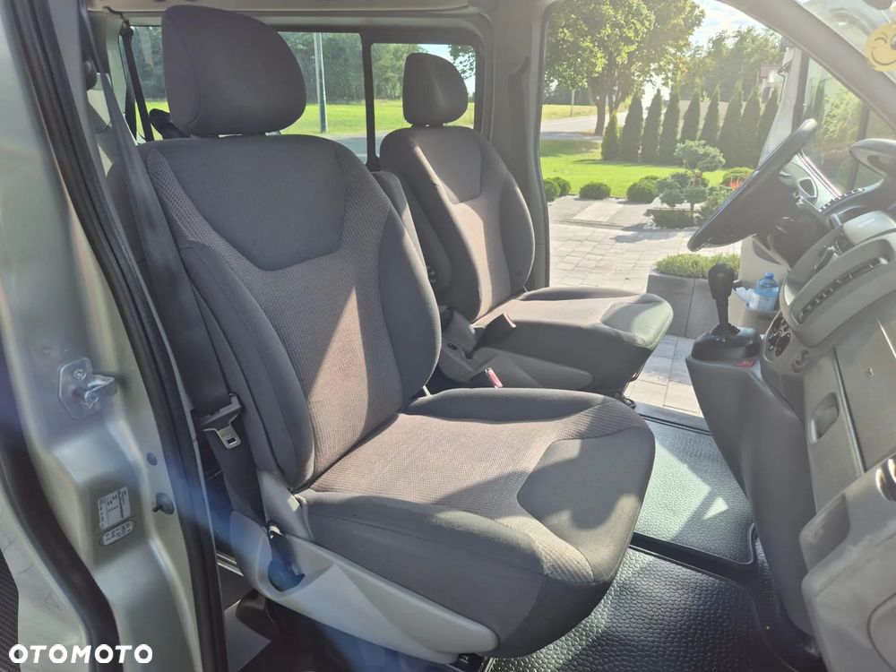 Opel Vivaro - 9