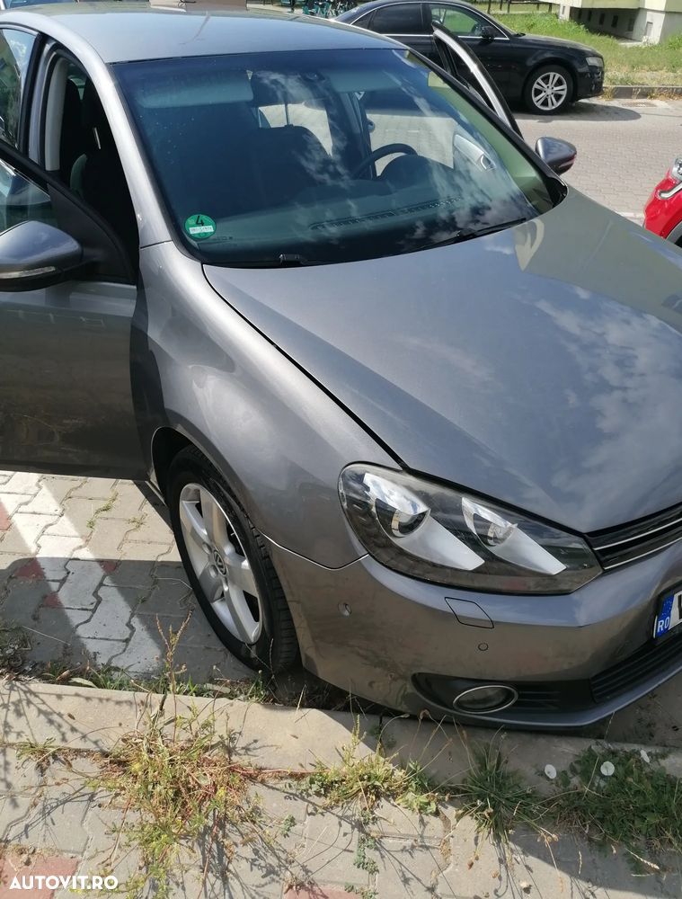 Volkswagen Golf 2.0 TDI DPF BlueMotion Technology Team - 8