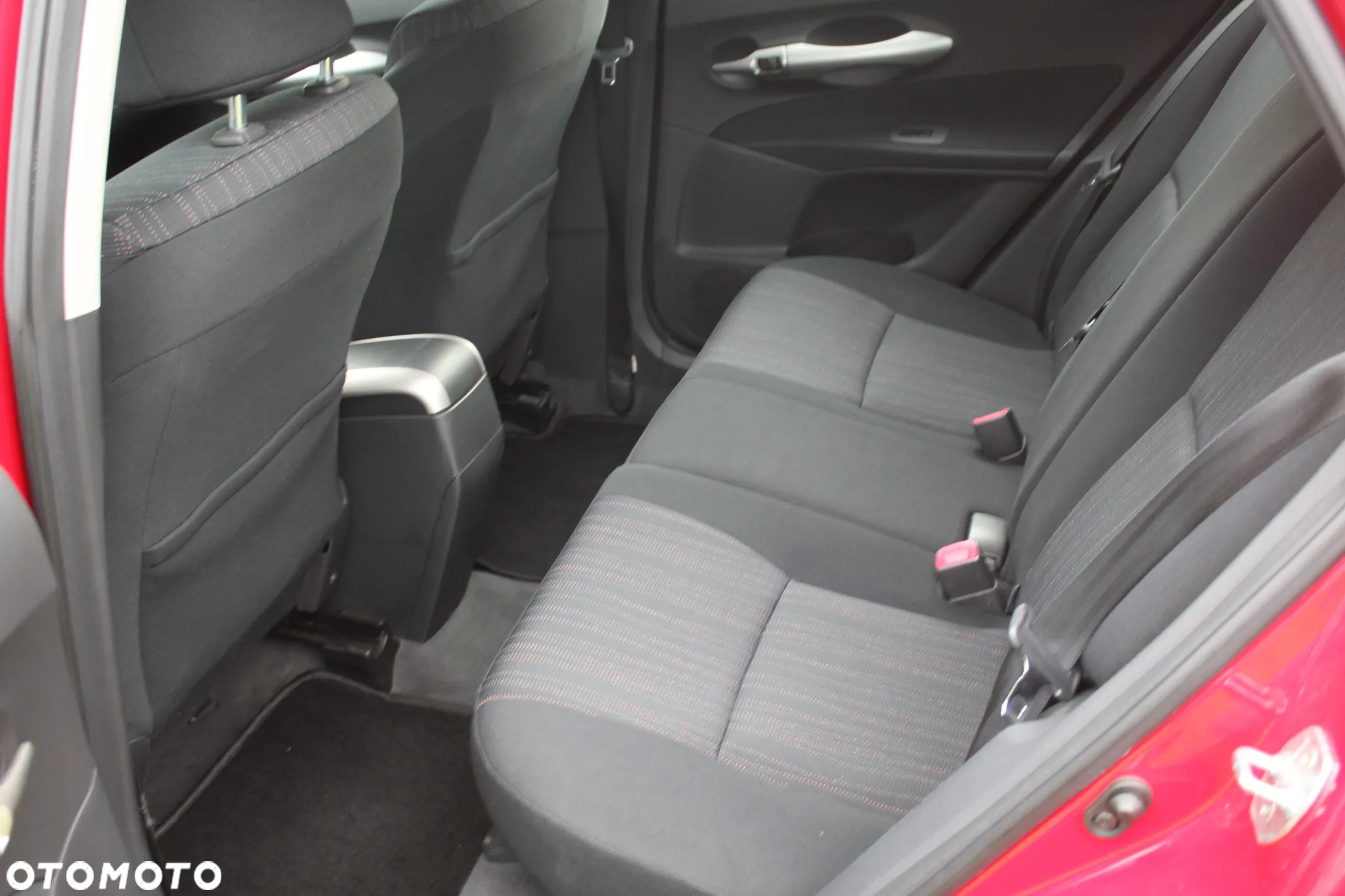 Toyota Auris 1.33 VVT-i Luna - 17