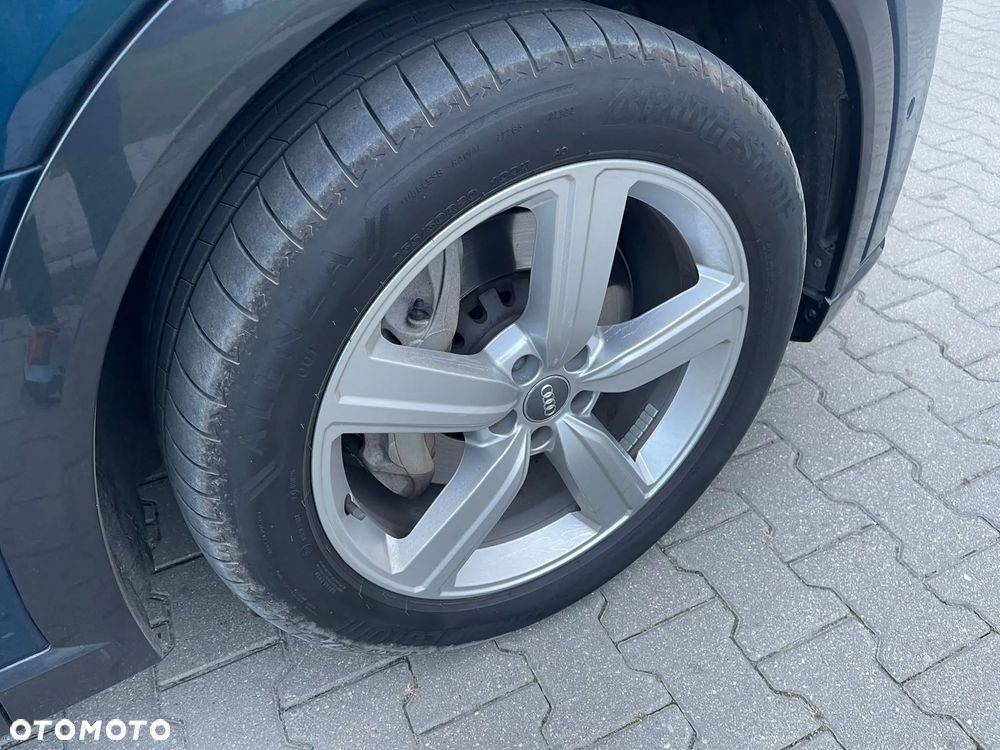 Audi e-tron 55 Quattro S Line - 28