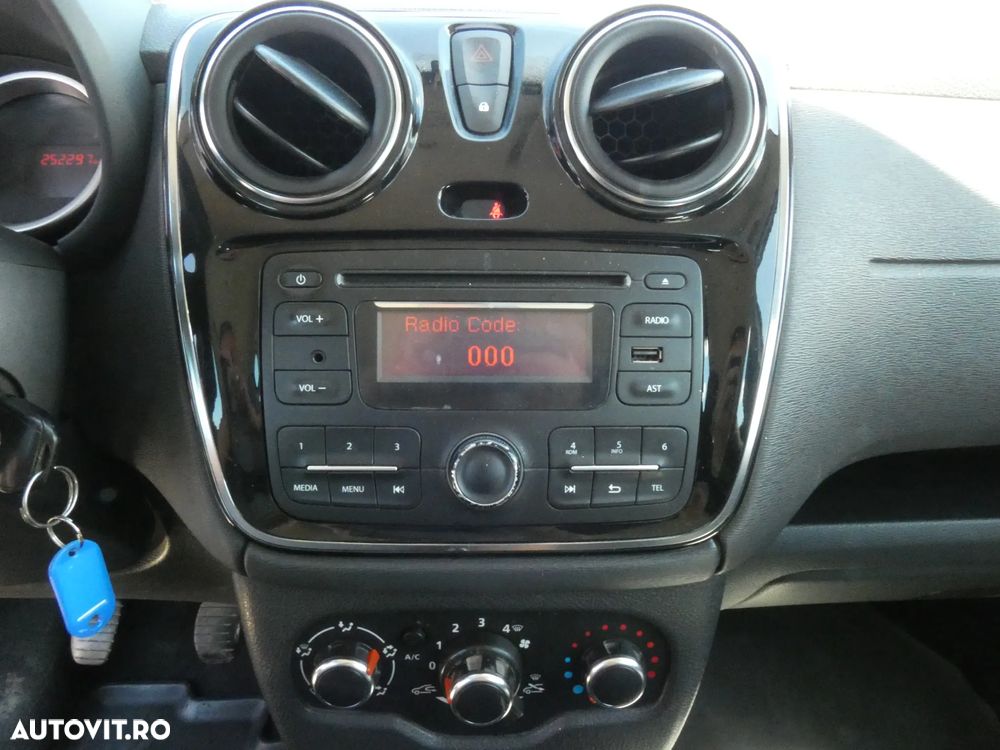 Dacia Lodgy 1.5 dCi Laureate - 11