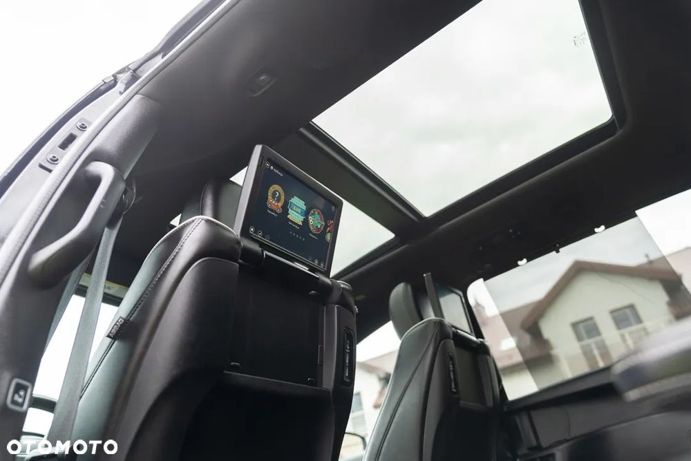Chrysler Pacifica - 22