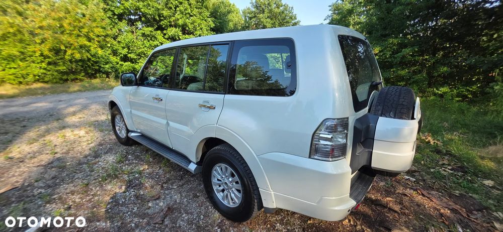 Mitsubishi Pajero - 6