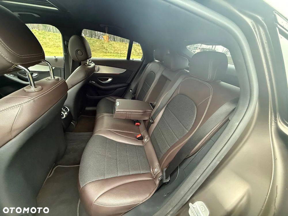 Mercedes-Benz GLC - 19