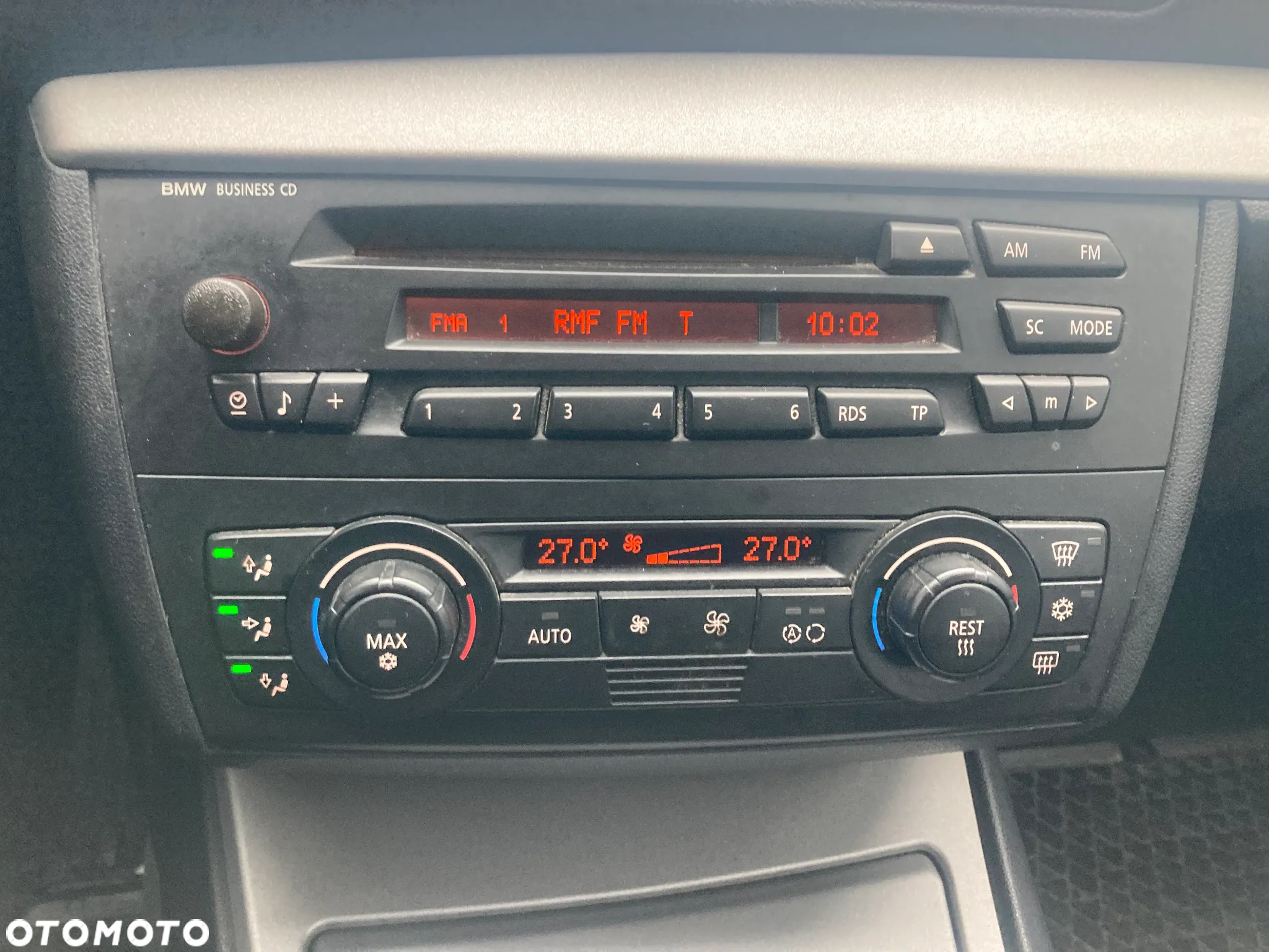 BMW Seria 1 118i - 10