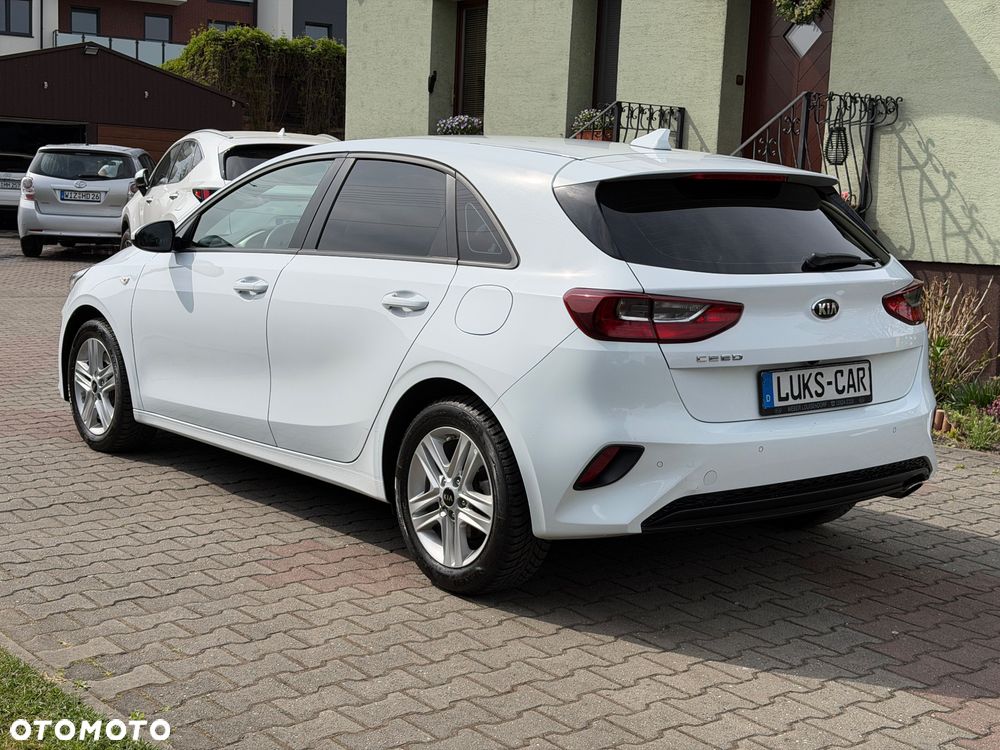 Kia Ceed 1.4 L Business Line Plus - 38