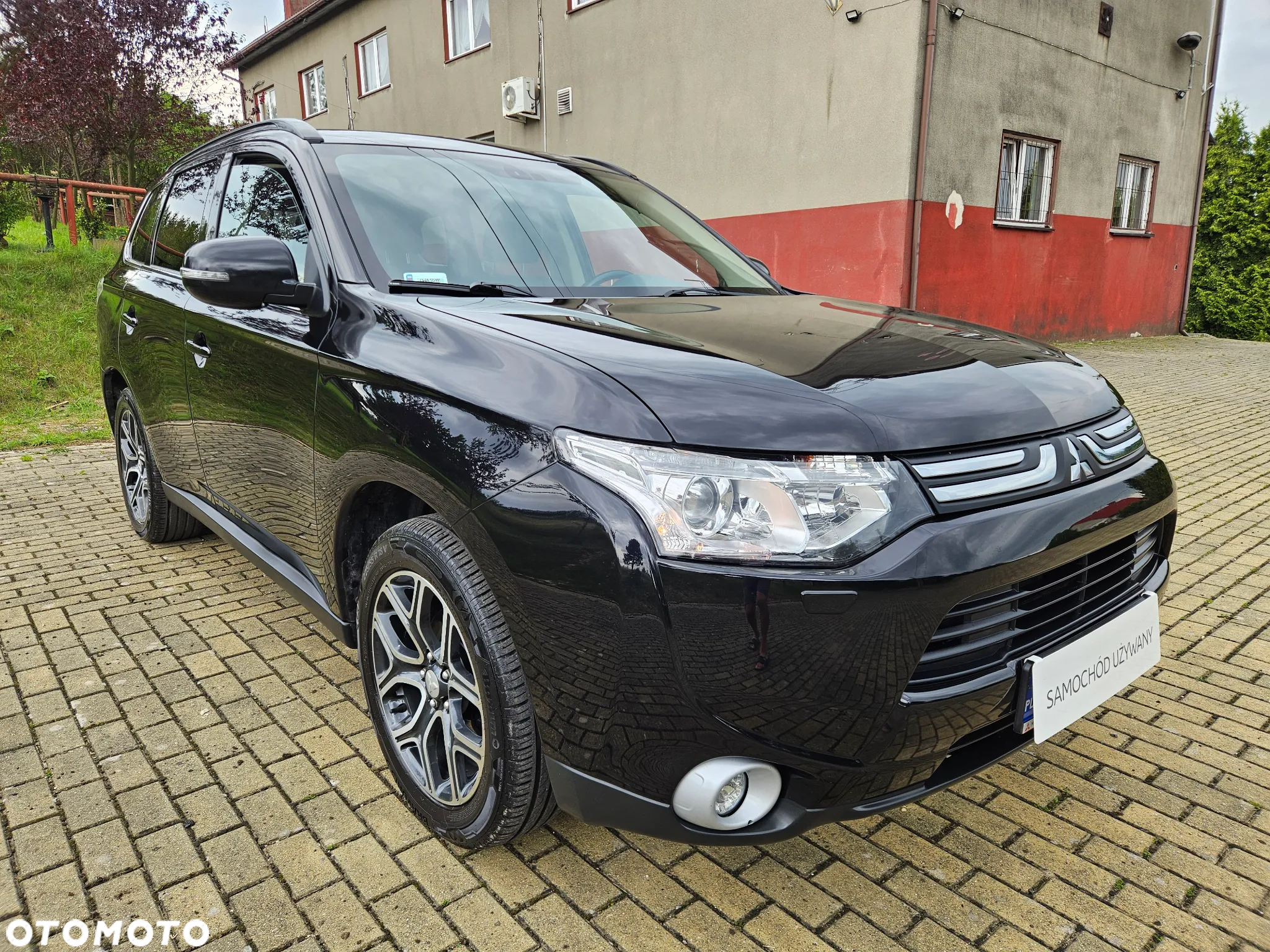 Mitsubishi Outlander 2.2 DID Intense + - 4