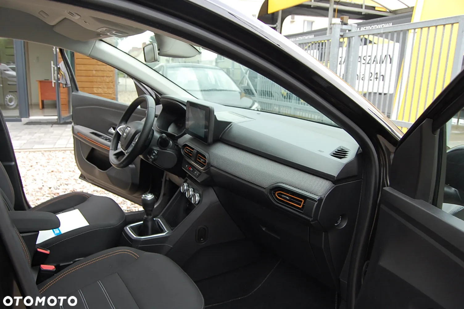 Dacia Sandero Stepway TCe 100 Prestige - 31