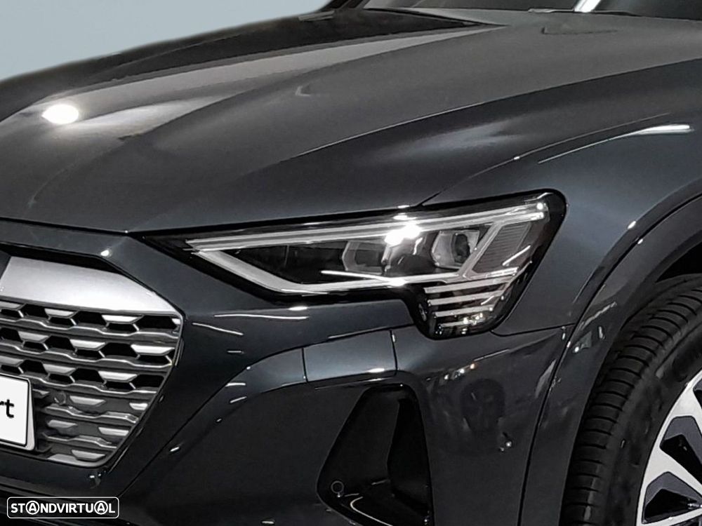 Audi Q8 e-Tron Sportback 55 quattro Advanced - 4