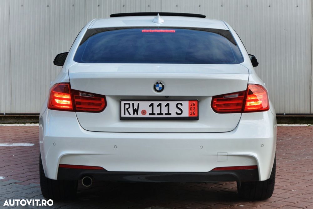 BMW Seria 3 320d xDrive GT Sport-Aut. - 11
