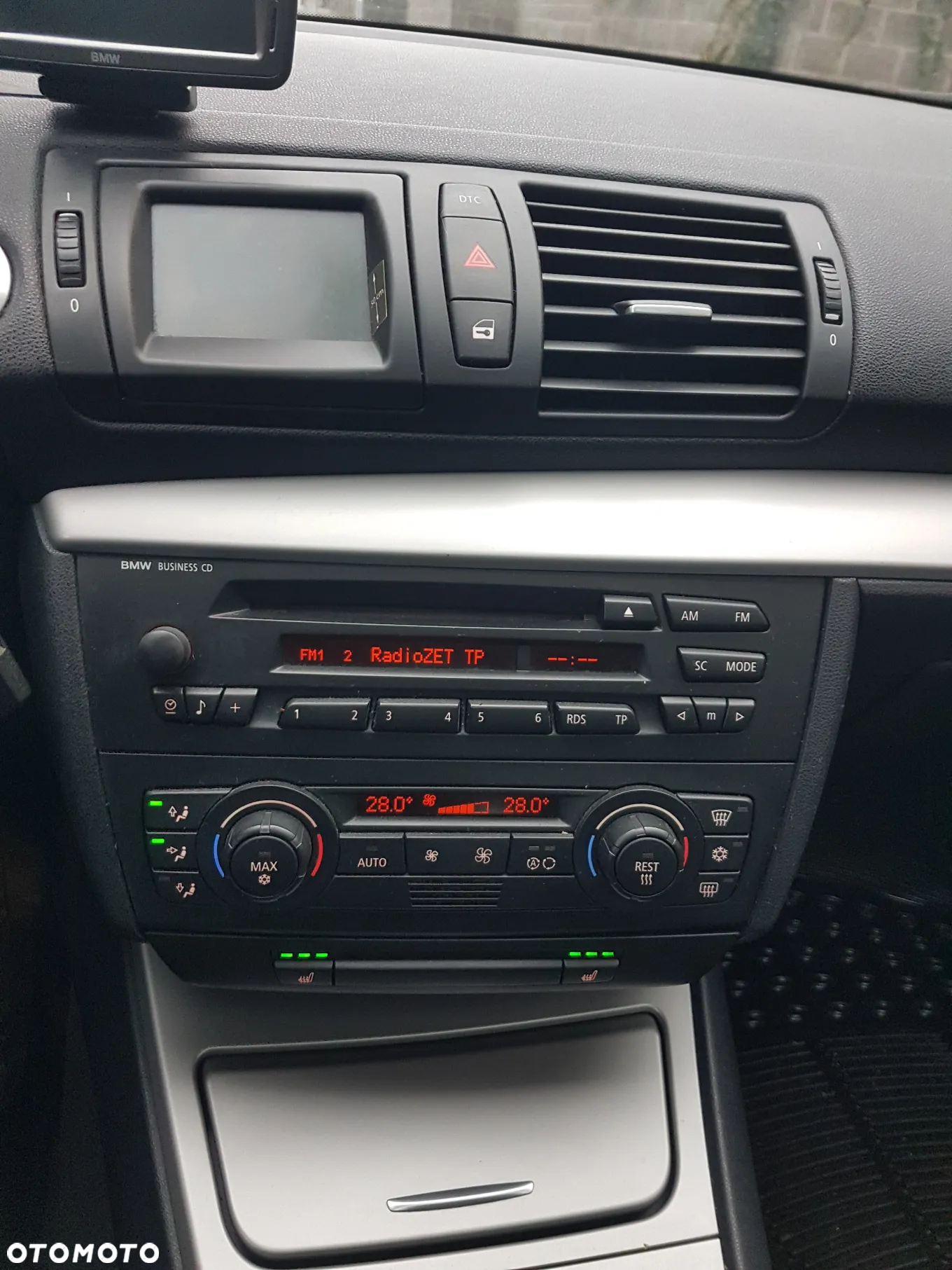BMW Seria 1 120i - 21