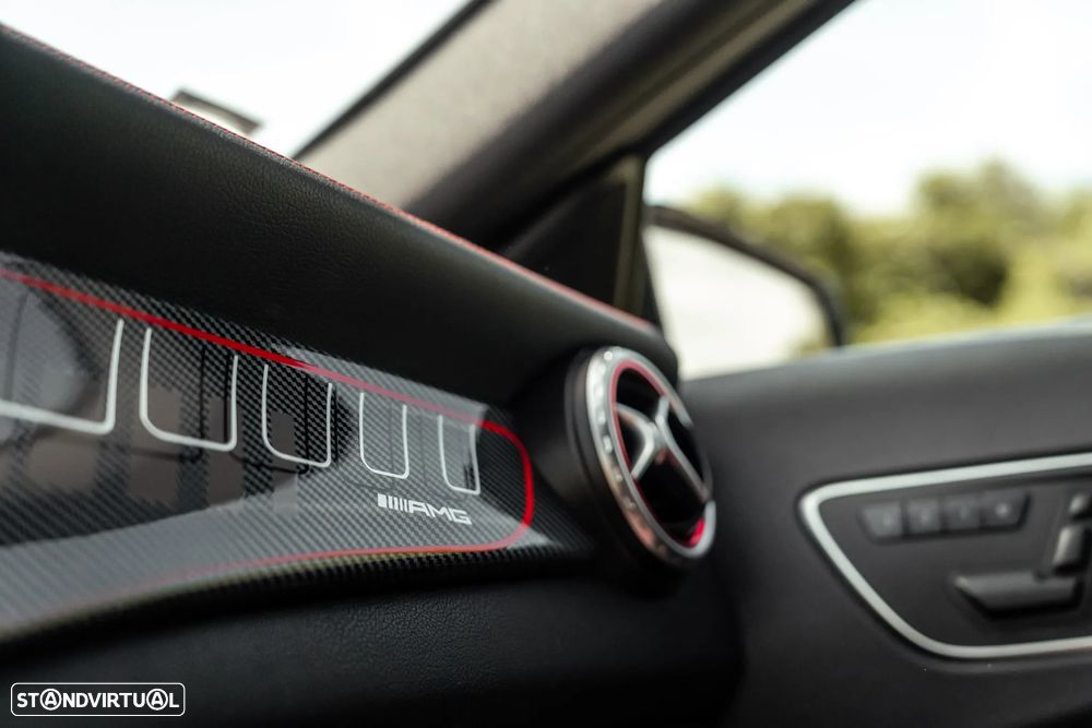 Mercedes-Benz GLA 45 AMG 4-Matic - 17