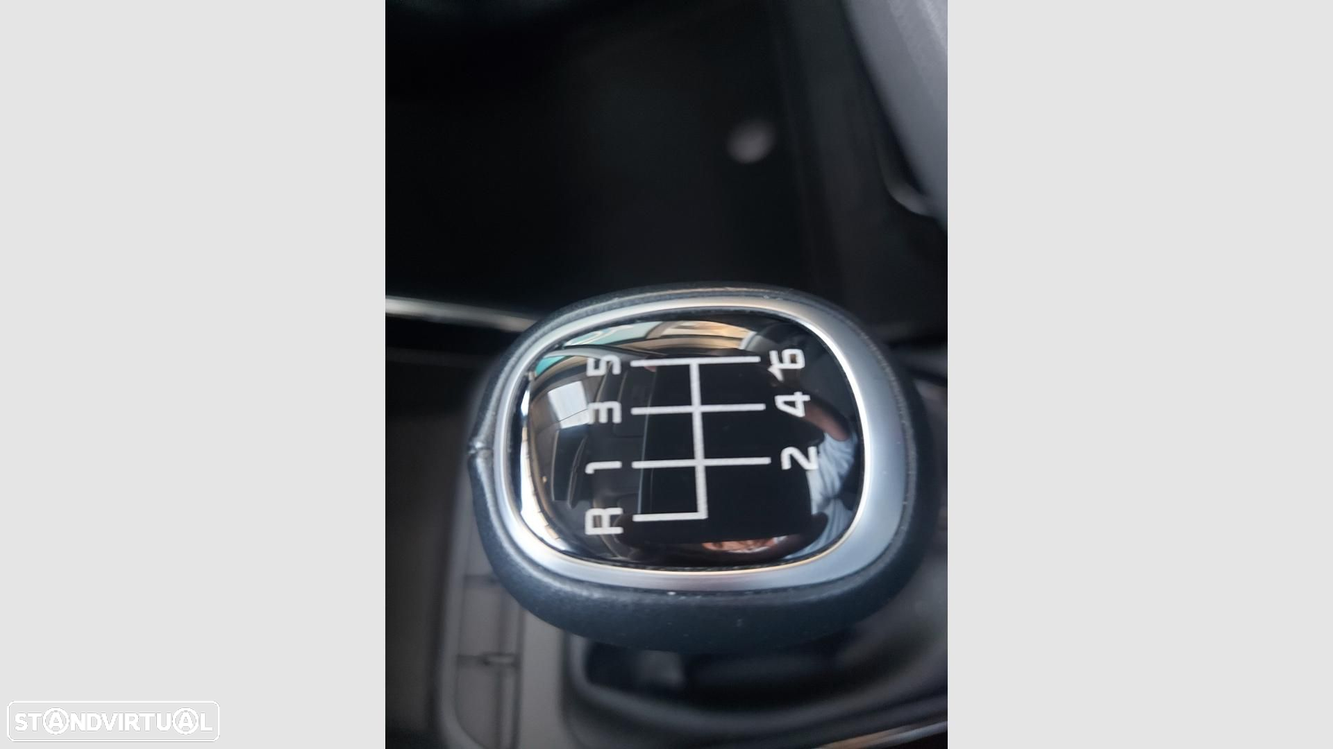 Kia Stonic 1.0 T-GDI Drive - 16