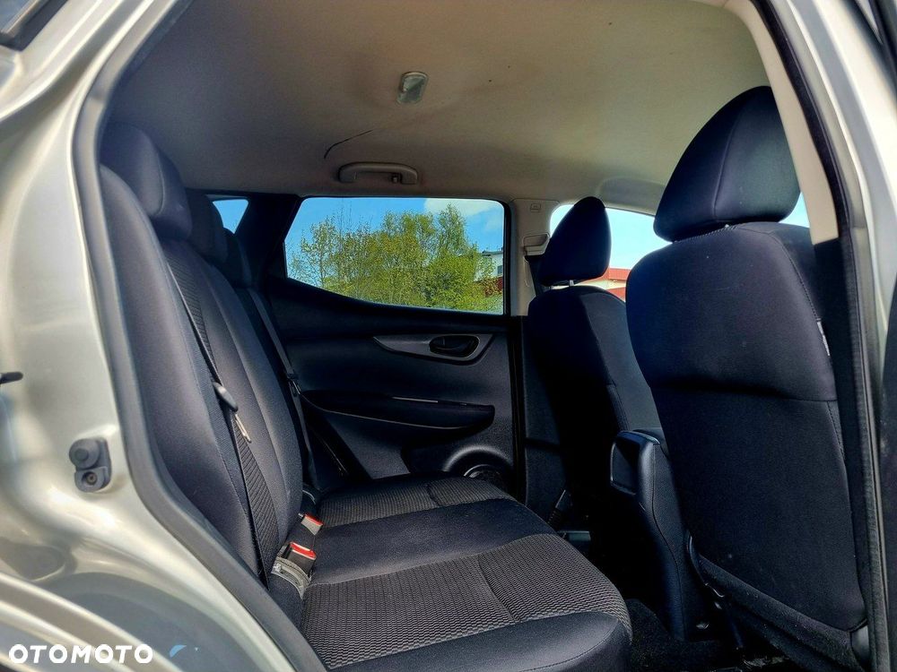 Nissan Qashqai 1.2 DIG-T Visia - 12