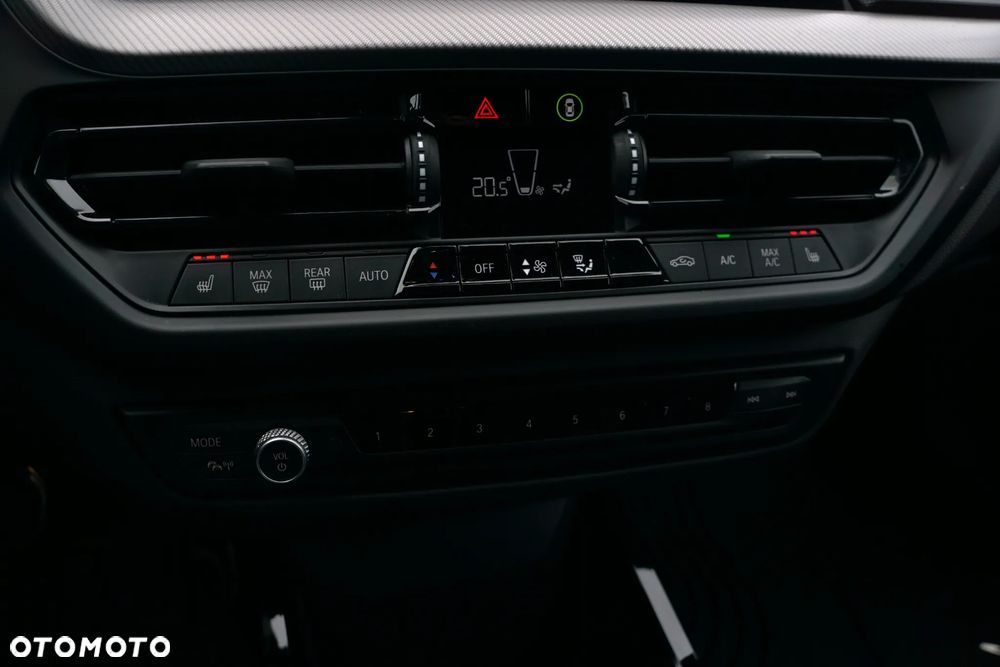 BMW Seria 1 118d M Sport - 21