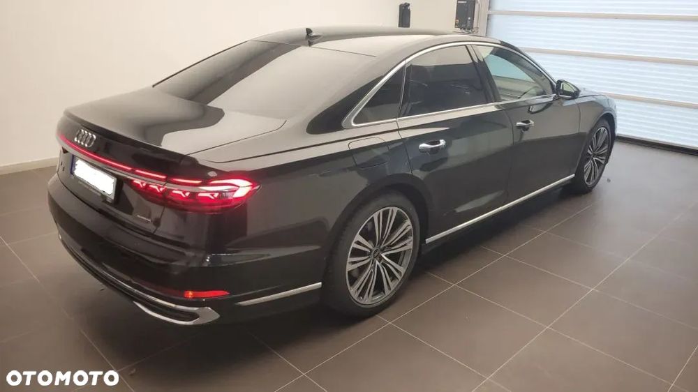 Audi A8 - 3