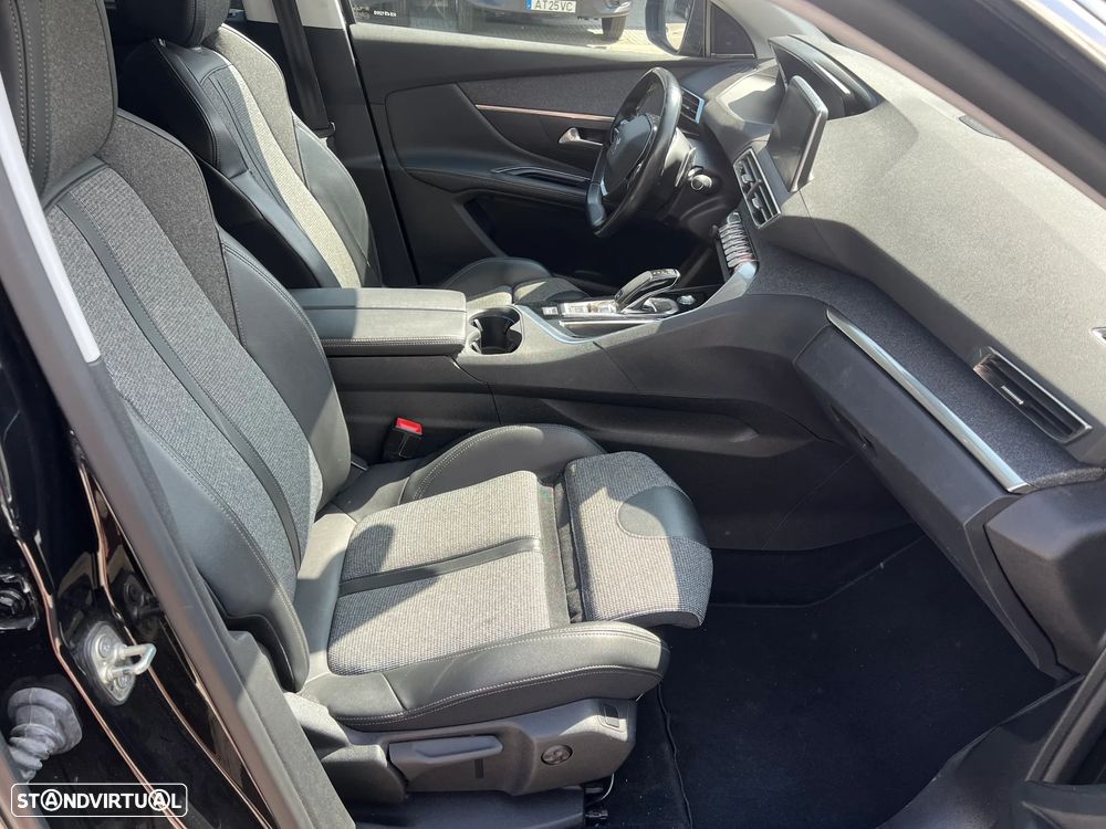 Peugeot 5008 BlueHDI 130 EAT8 Allure Pack - 19
